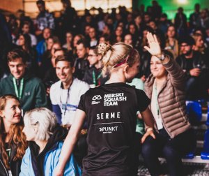 zawodniczka-merski-squash-team